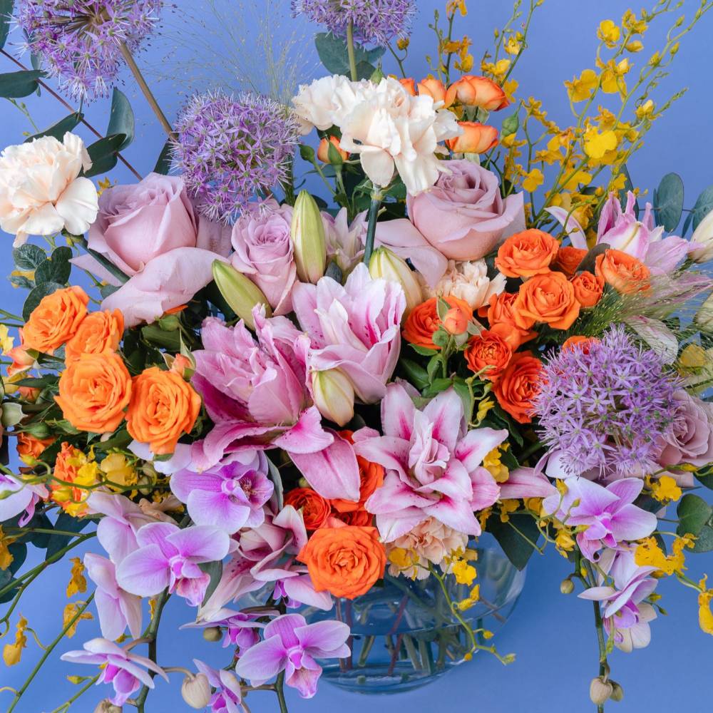 Bright and Cheerful Vase Arrangement