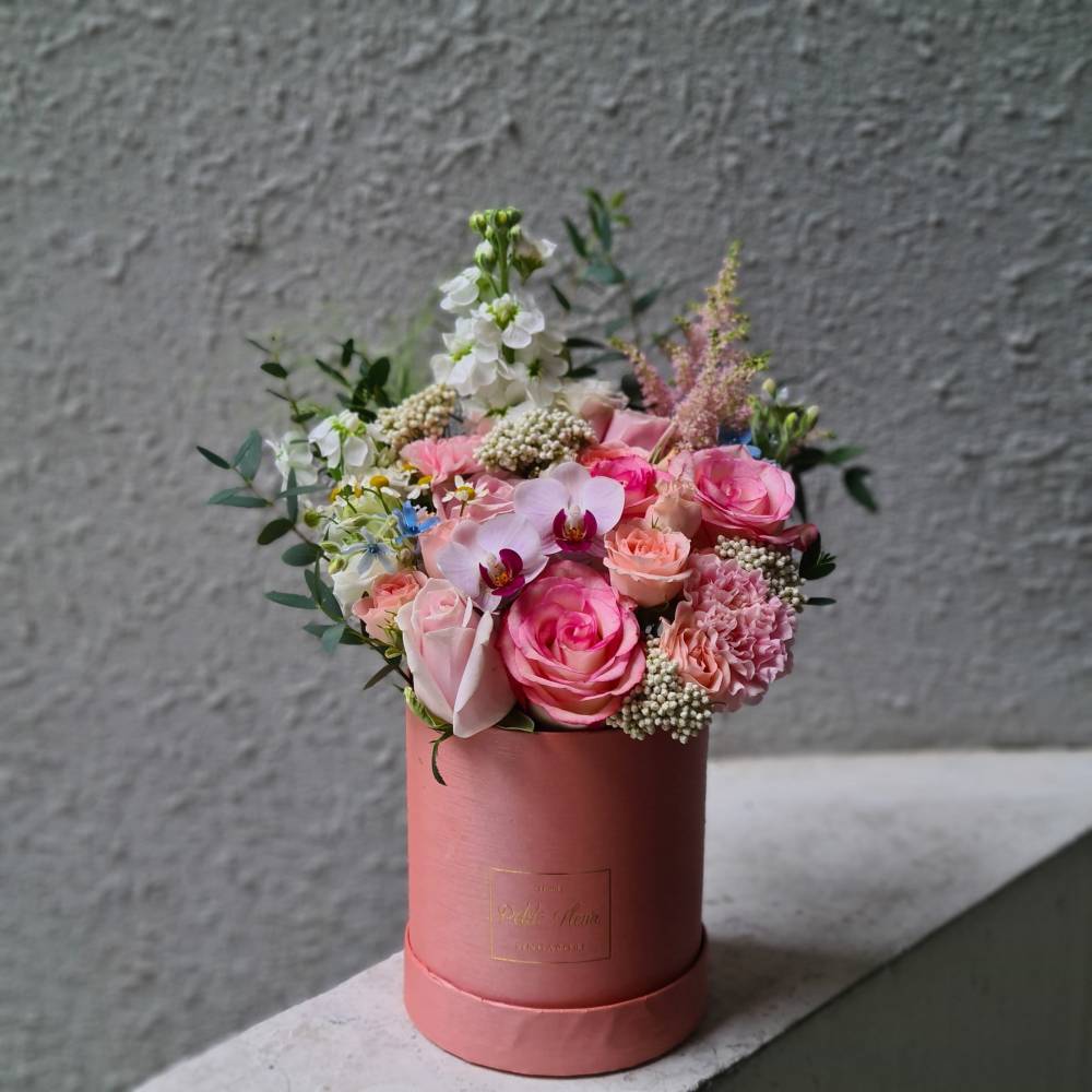 Petite Round Flower Box - Fresh Blooms
