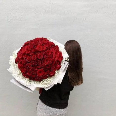 99 Premium Roses with Gypsophila