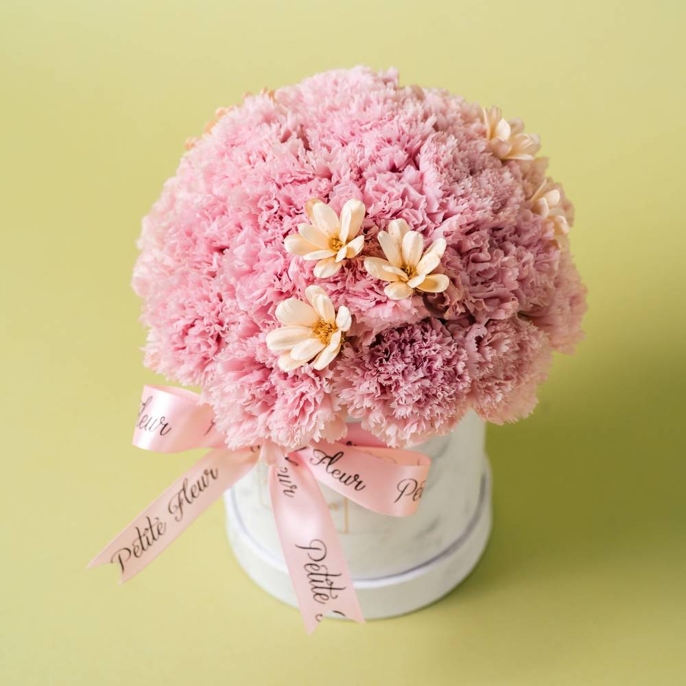 Everlasting Carnation Floral Box
