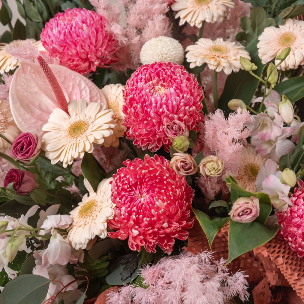 Abundance Floral Stand