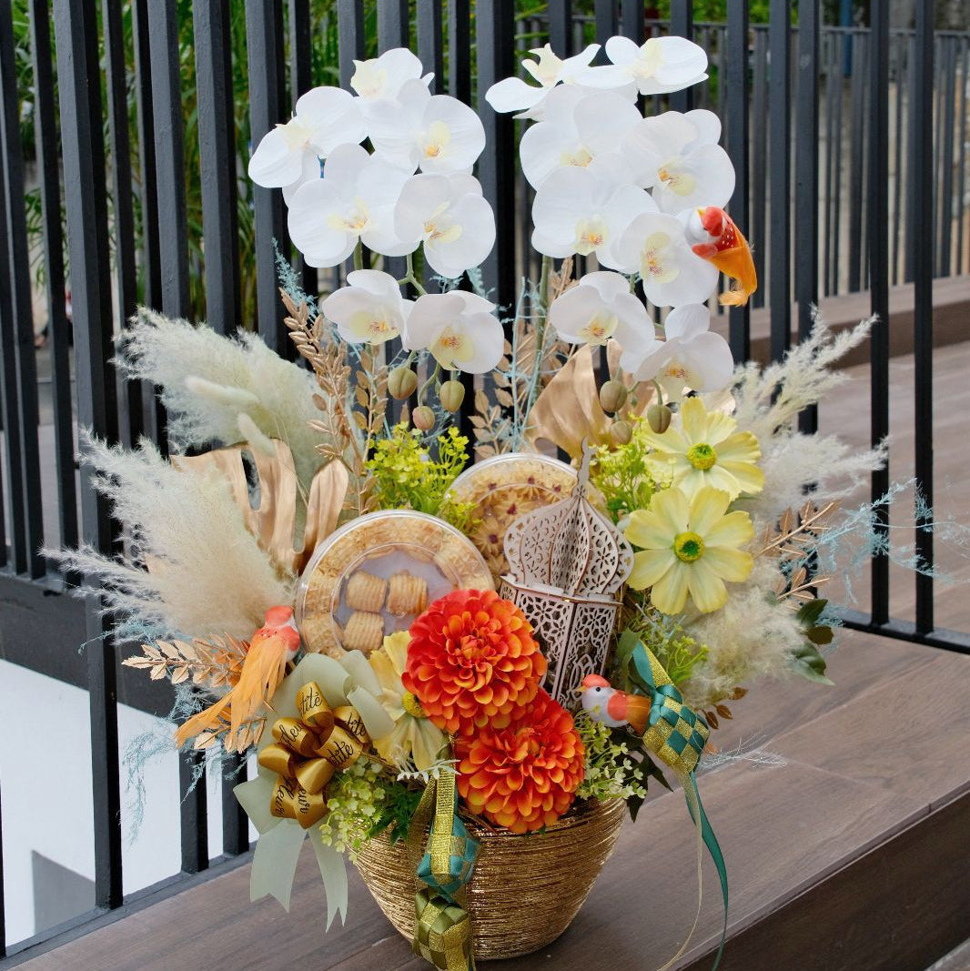 Golden Orchid Raya Vase