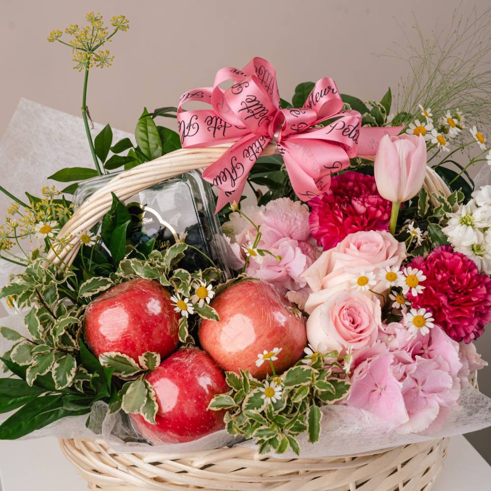 Premium Fruit Basket