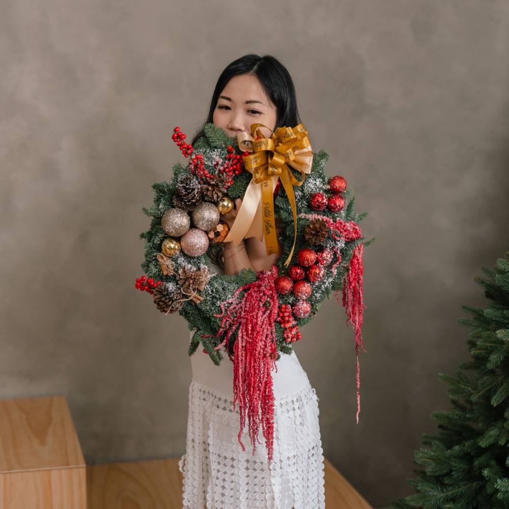 Amaranthine Grace Wreath