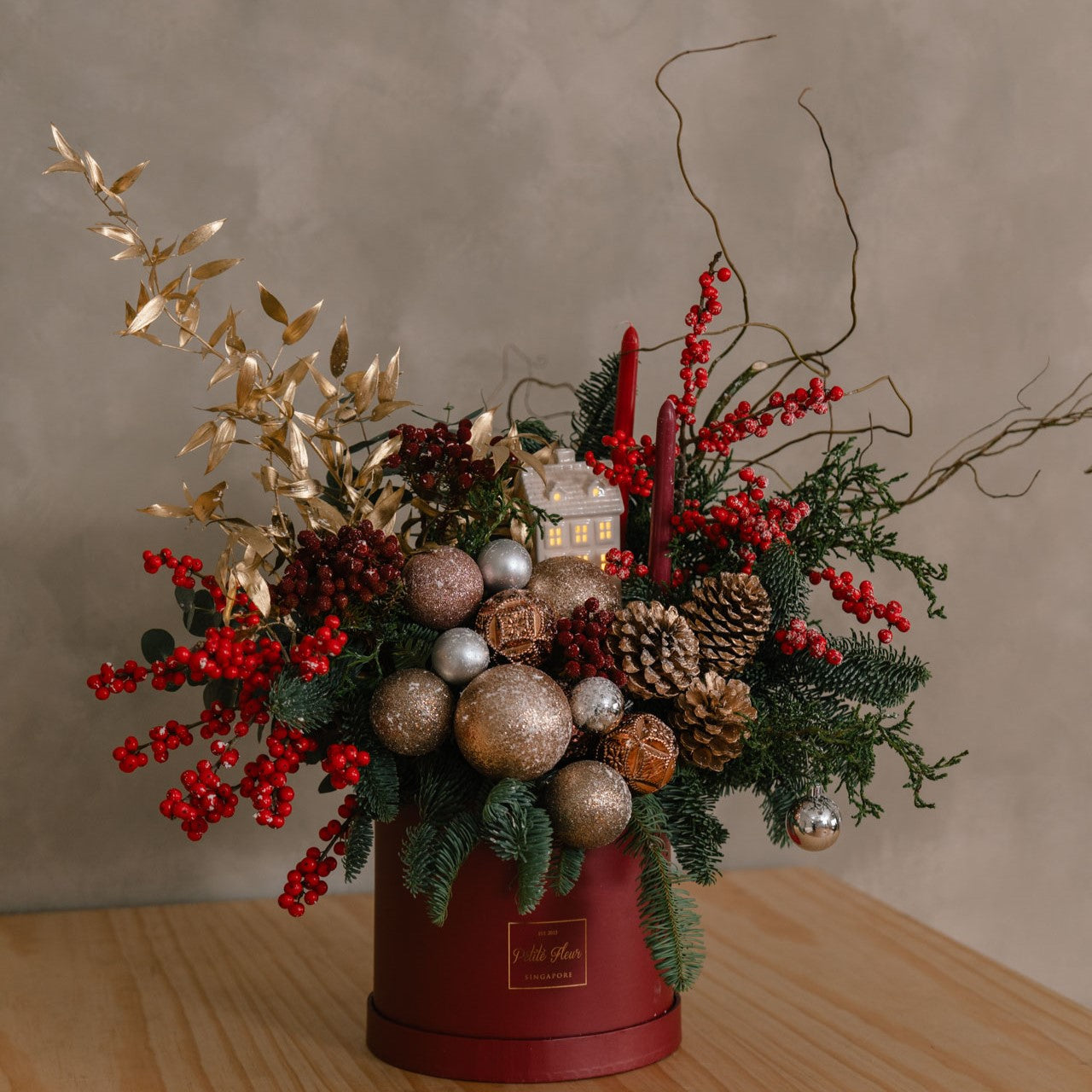 Candlelight Christmas Charm