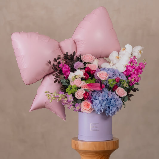 Customizable Pretty in Bows Floral Box