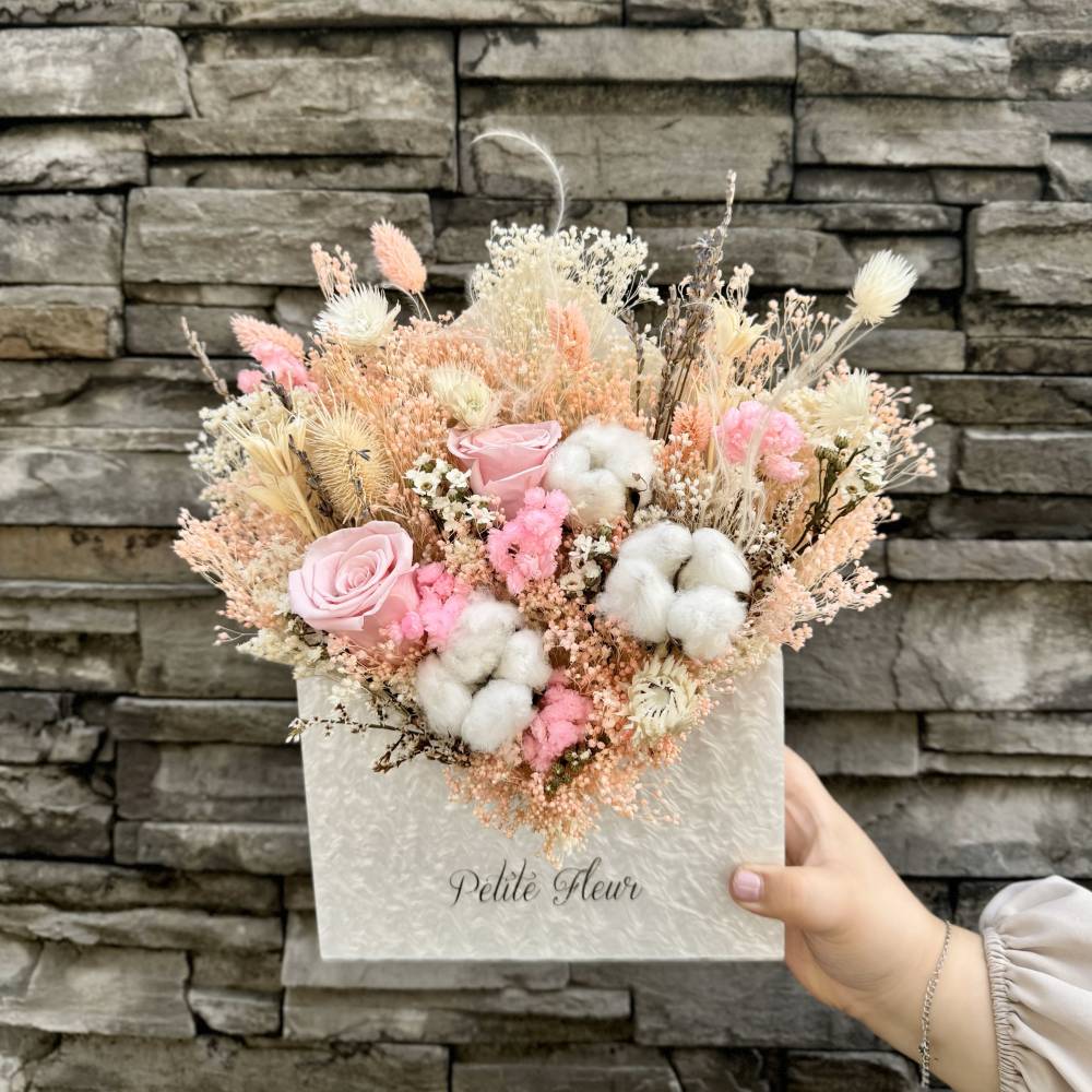 Petite Love Letter- Preserved and Dried Blooms