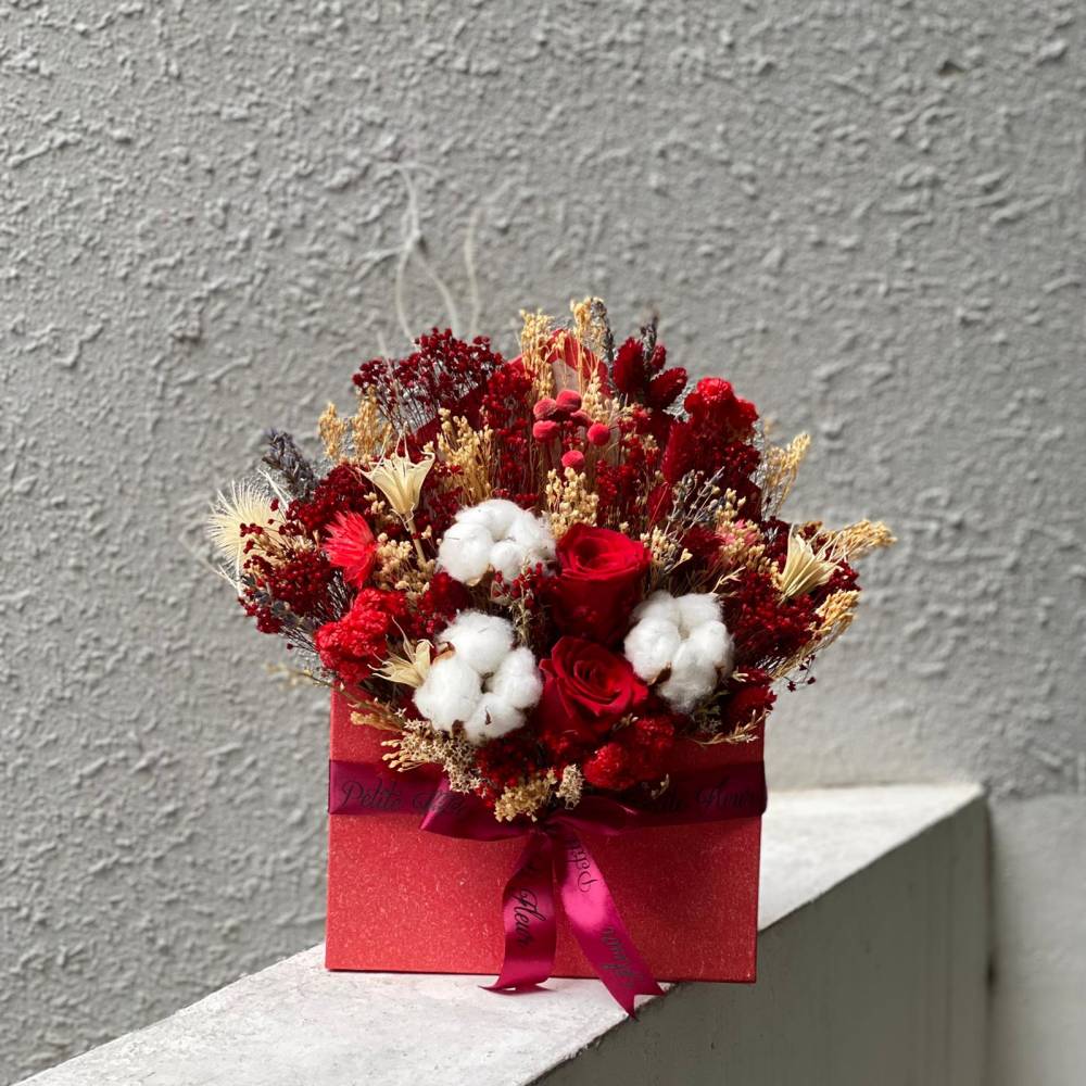 Petite Love Letter- Preserved and Dried Blooms