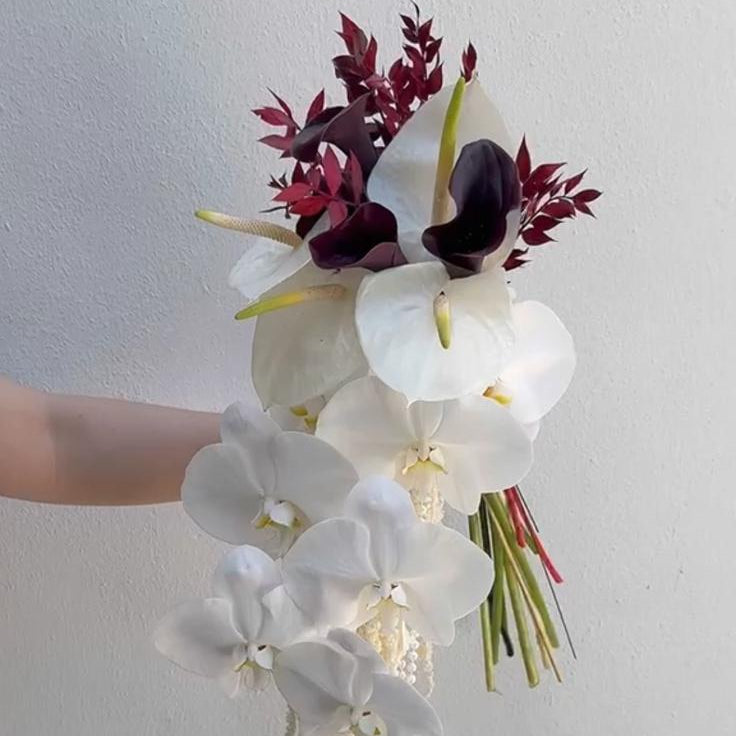 Ivory Muse Bridal Bouquet