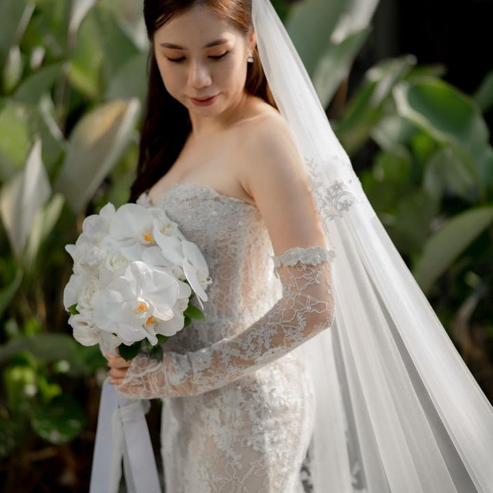 White Whisper Bridal Bouquet