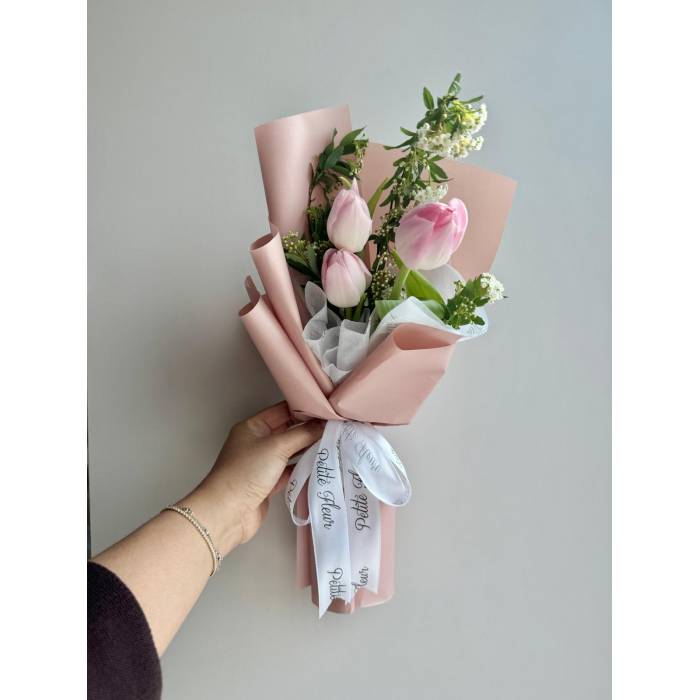 Tulip Dreams Arrangement